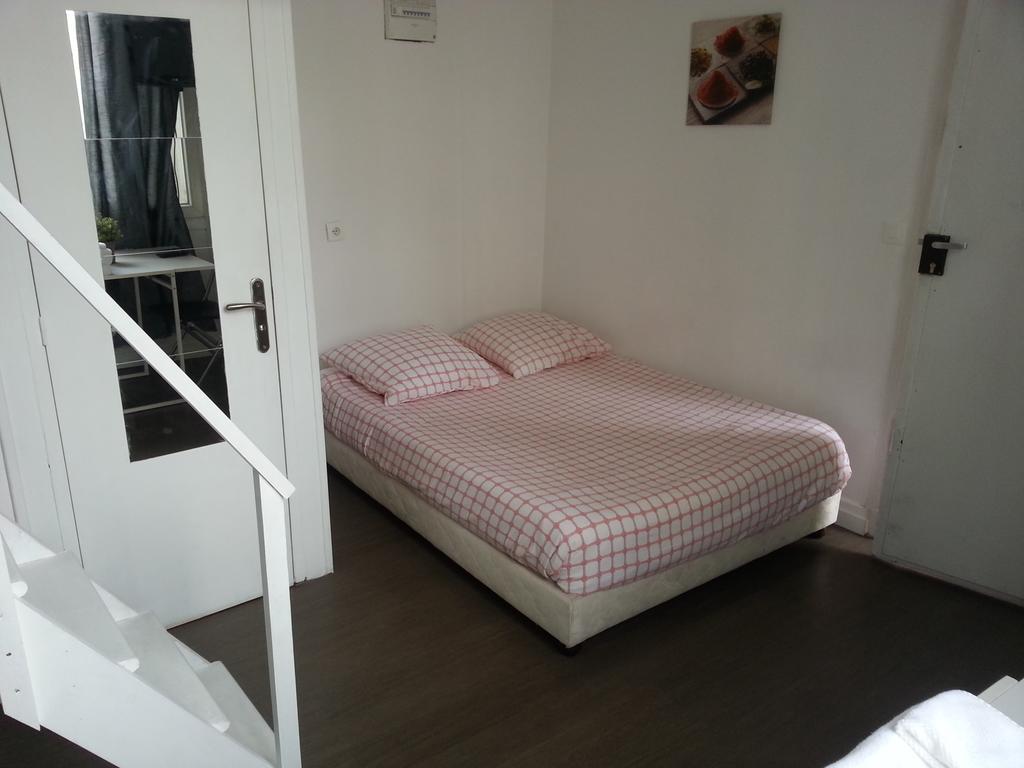 Hotel Studios Phenicio Porte De Versailles Malakoff Szoba fotó